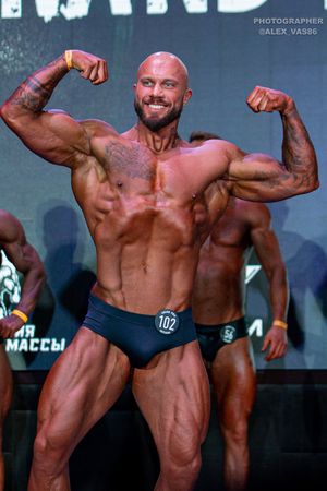 CLASSIC PHYSIQUE НОВИЧКИ